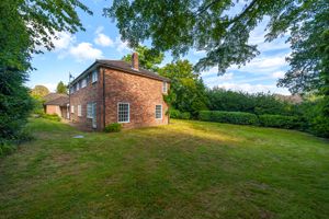 Photo 26- click for photo gallery